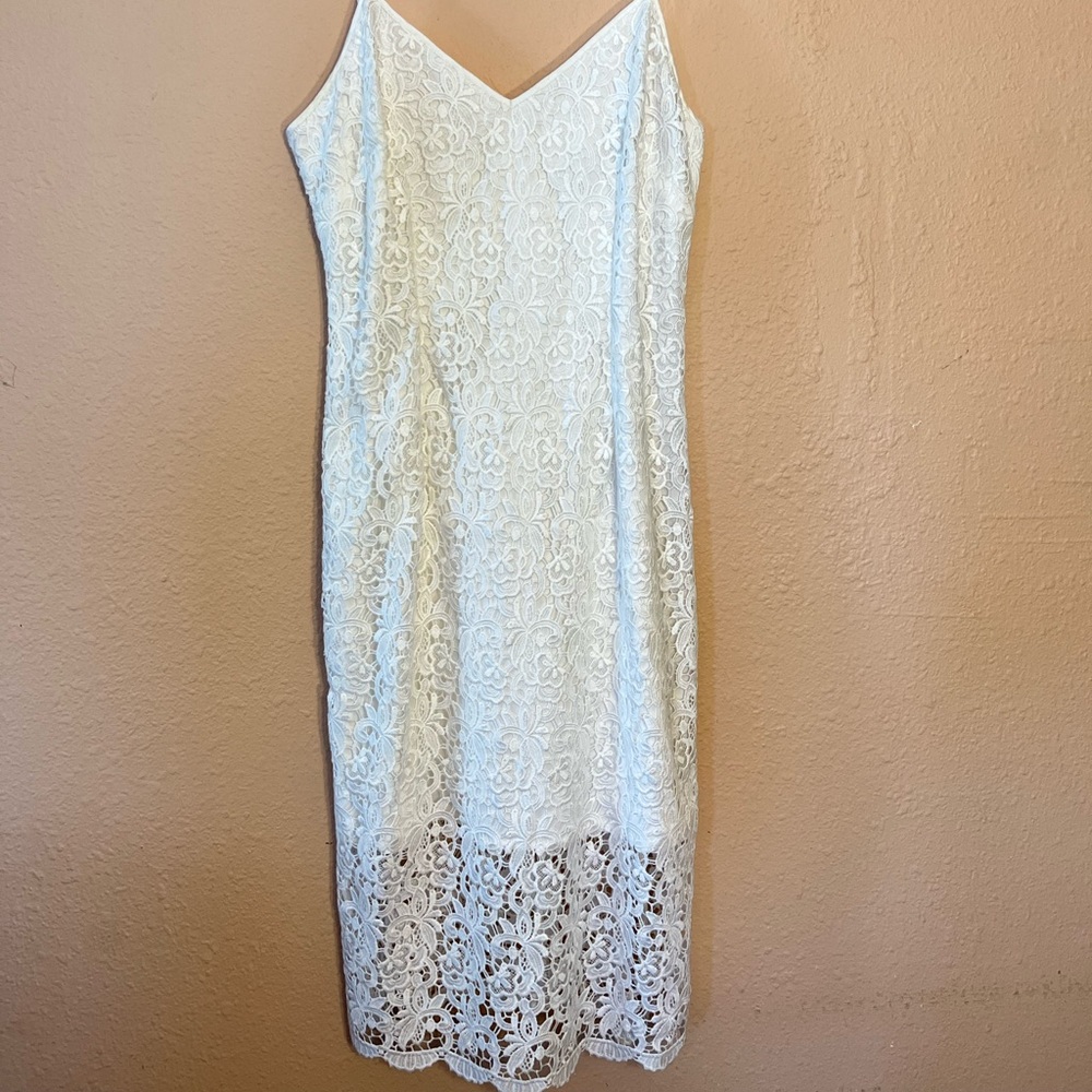 White House Black Market white floral dress